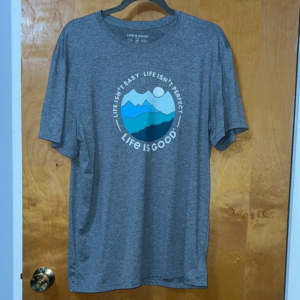 Life Is Good Women’s Blue and Gray Mountain Tee